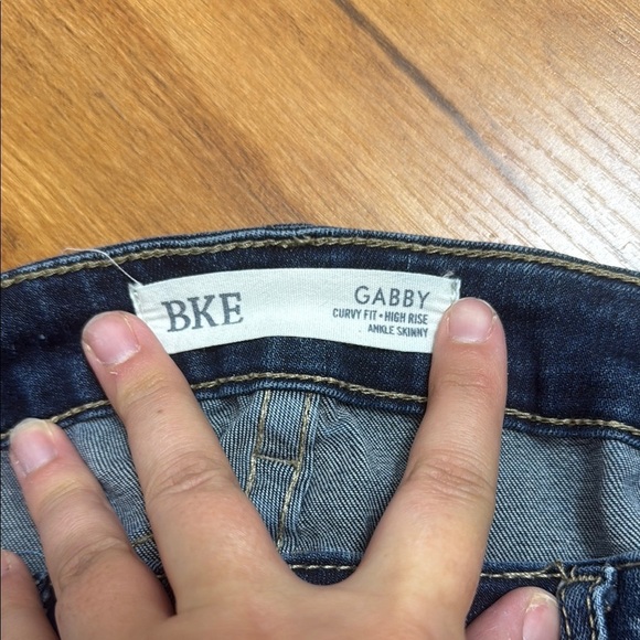 Women’s BKE Gabby Curvy Fit Skinny Jeans Size 28 - Picture 4 of 9